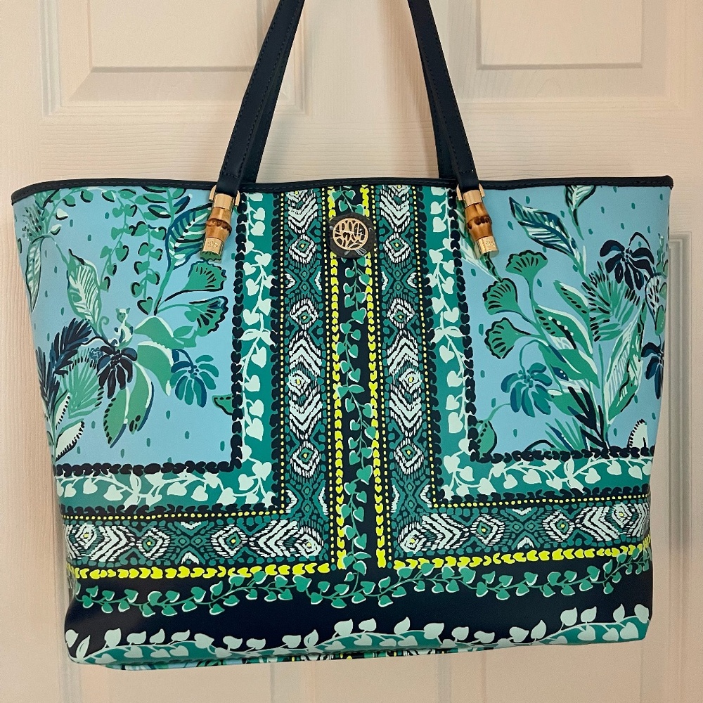 Beautiful Blue, White & Green Purse
